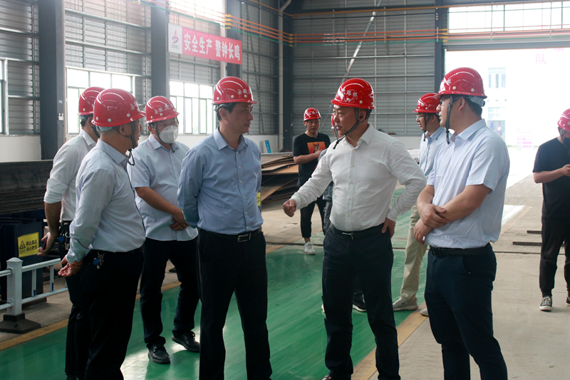 蕪湖市住建局黨委書(shū)記、局長(zhǎng)朱發(fā)沐一行到安徽建工鋼構(gòu)智能制造有限公司調(diào)研2